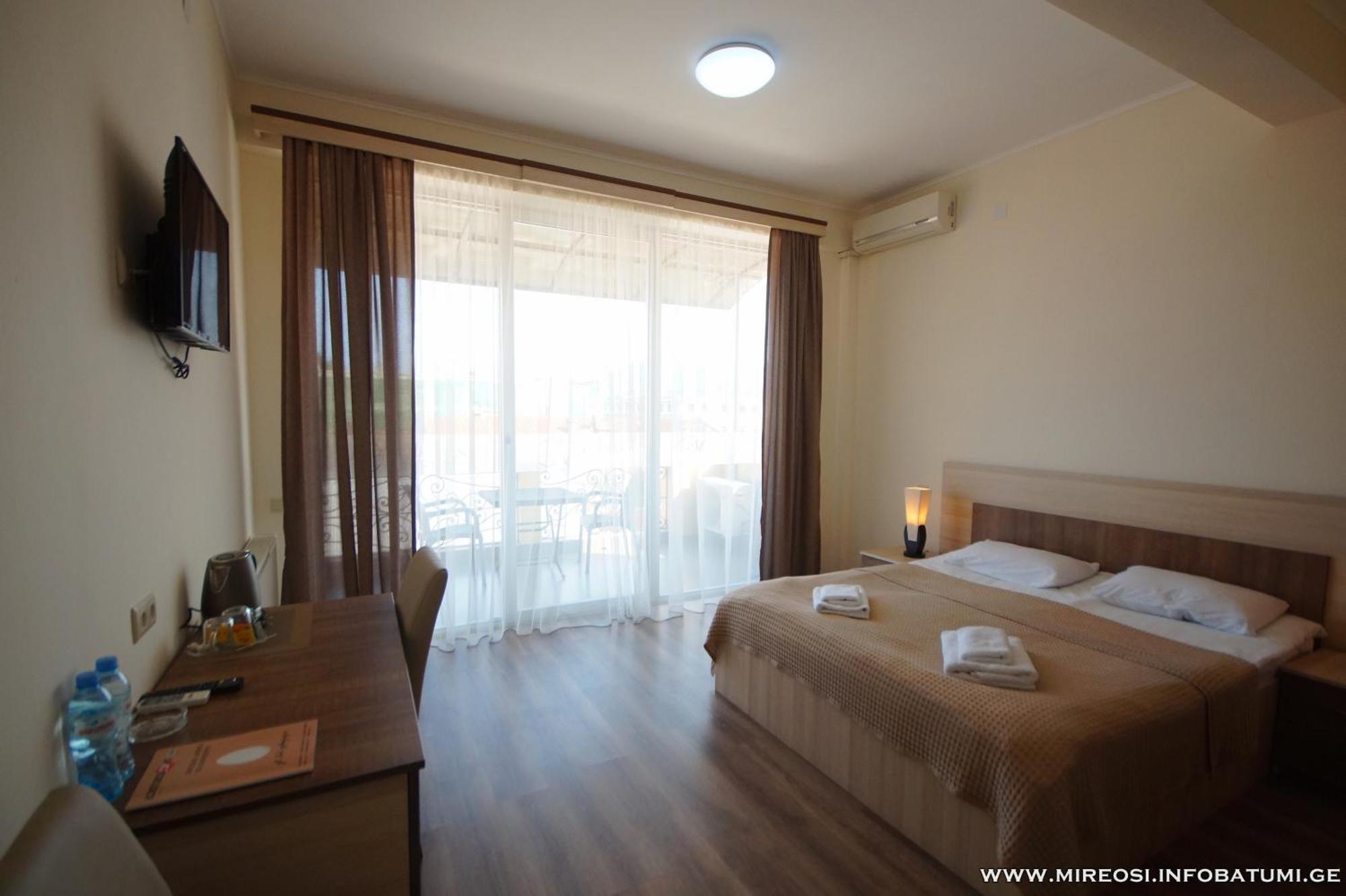Hotel Mireosi Batumi Exteriér fotografie